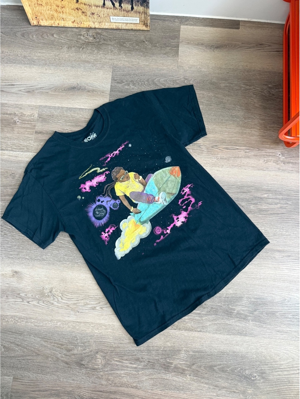 Takeoff Large Black Graphic T-Shirt with Colorful Surfer Design and Back Logo